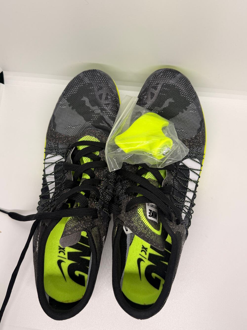 Nike Grind Victory XC Cross Country Flywire 654693-017 Size 9.5 Black Camo Green